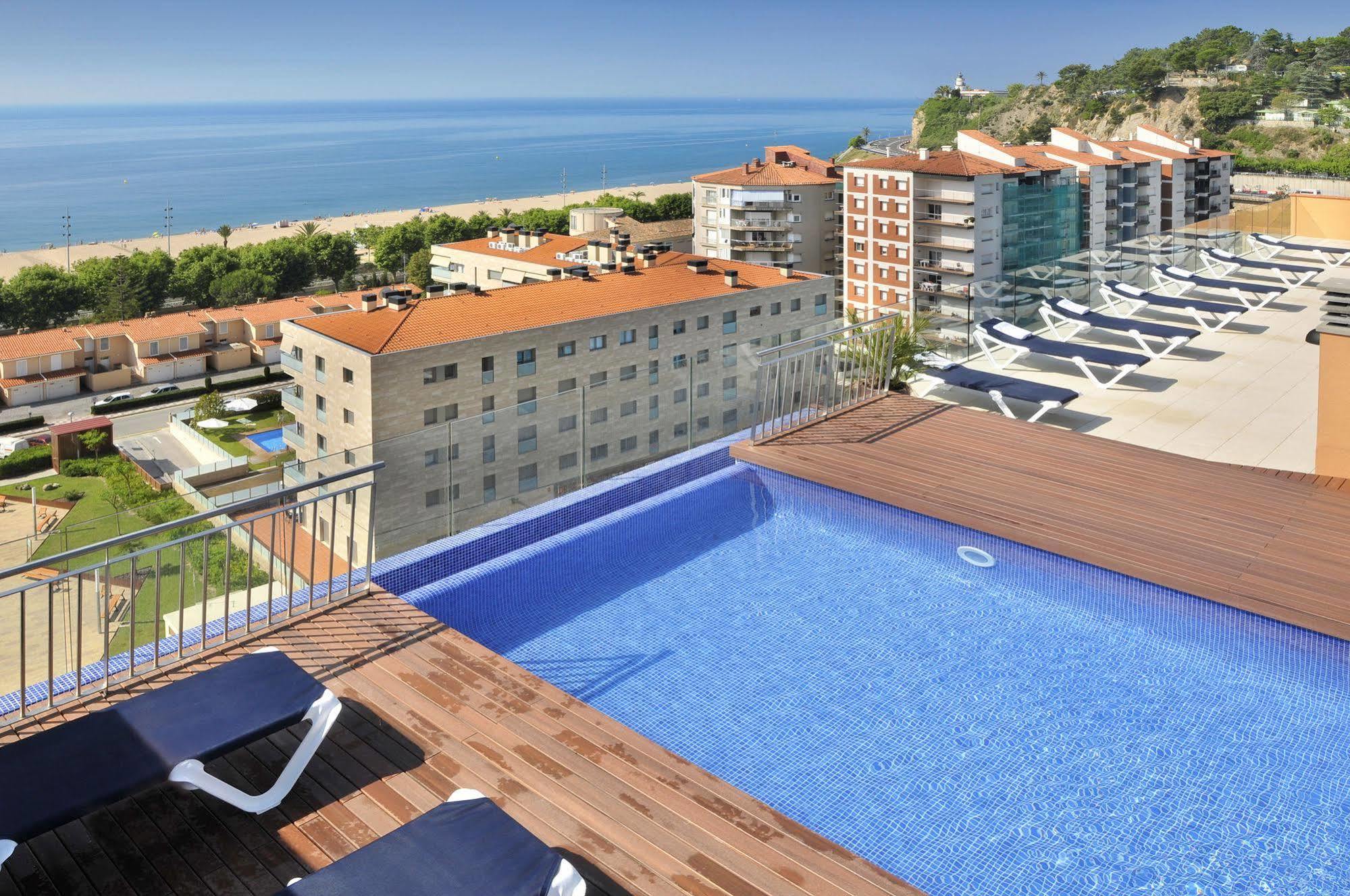Checkin Catalonia Hotel Calella Luaran gambar